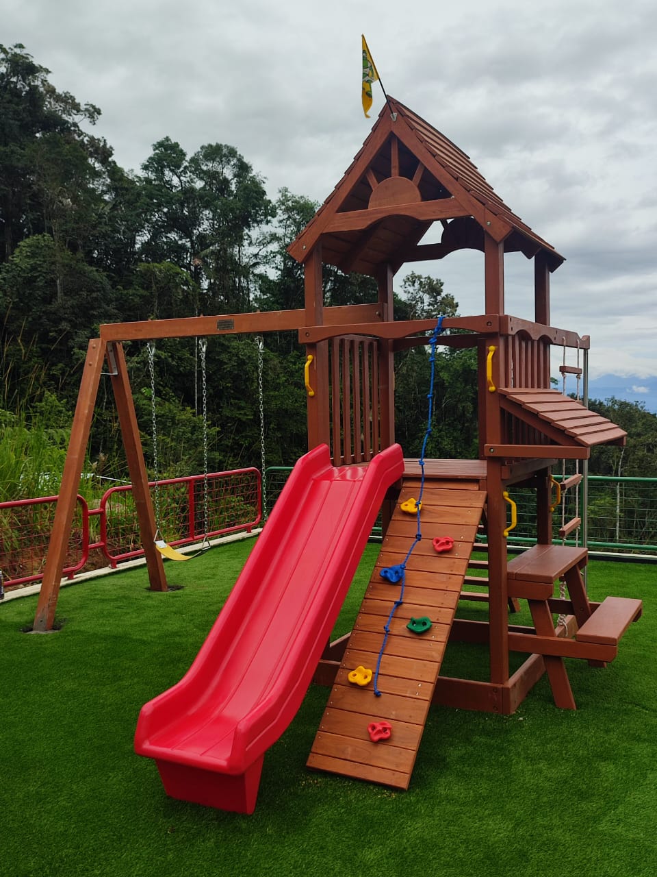 Juego de madera infantil inmunizada eterna
