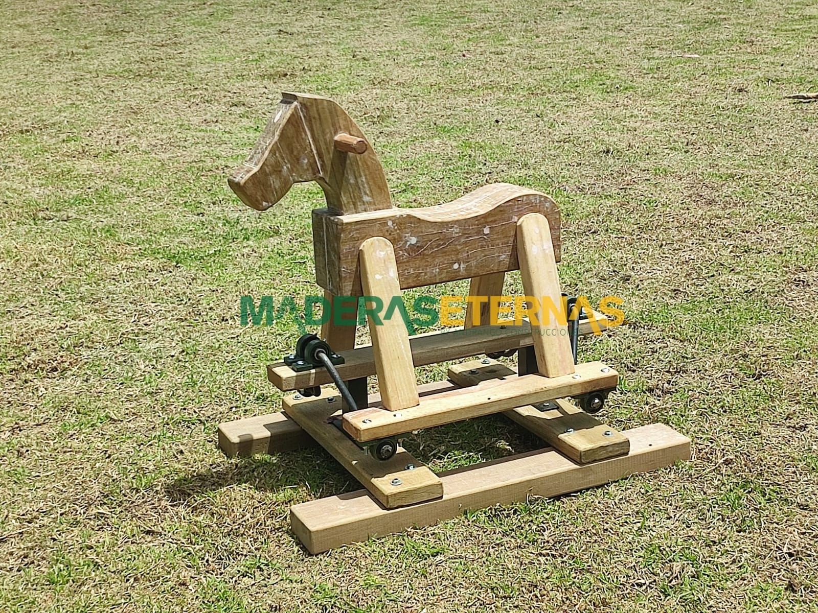 caballito de madera